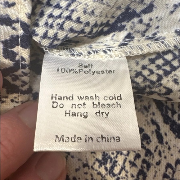 Mod Ref Snakeskin Print Adjustable Spaghetti Strap Camisole Blouse Size M - Picture 8 of 9